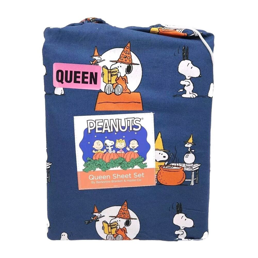 Berkshire Peanuts Halloween‎ Starry Night Queen 4 Pc Sheet Set Snoopy Woodstock